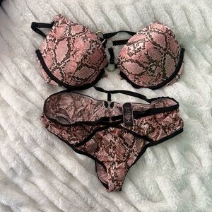 Victoria's Secret Pink/Black Snake Print 34C/M bra&panty set